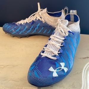Under Armour Spotlight blue & white football cleats. Never worn on field. Sz10